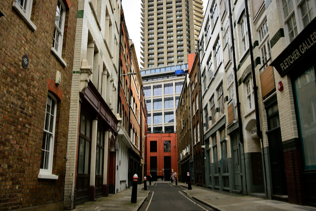 London Photography – Smithfield back streets